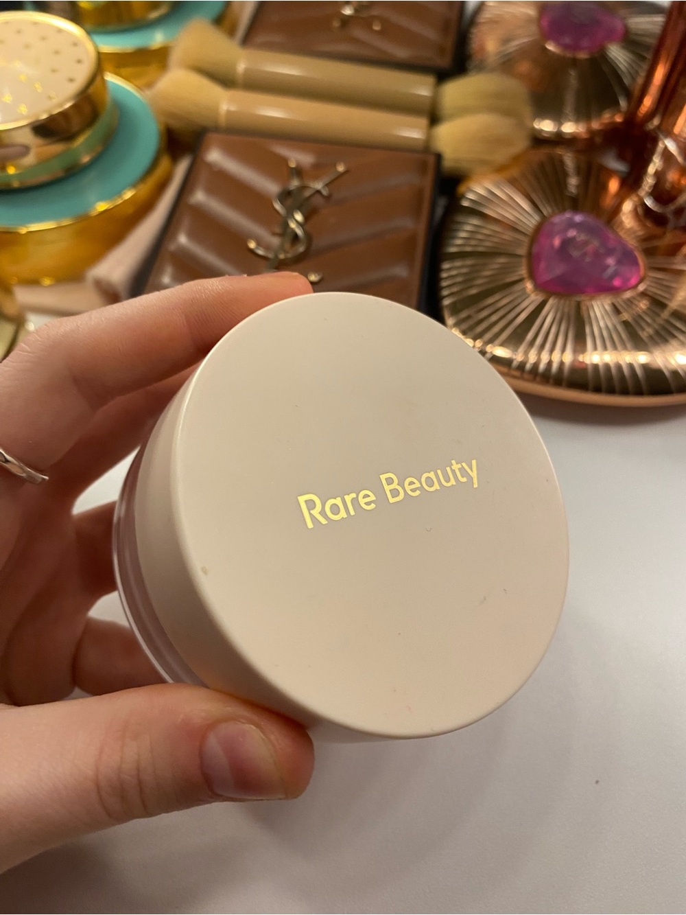 Rare Beauty Soft Blur loose Setting Powder — Light Pink